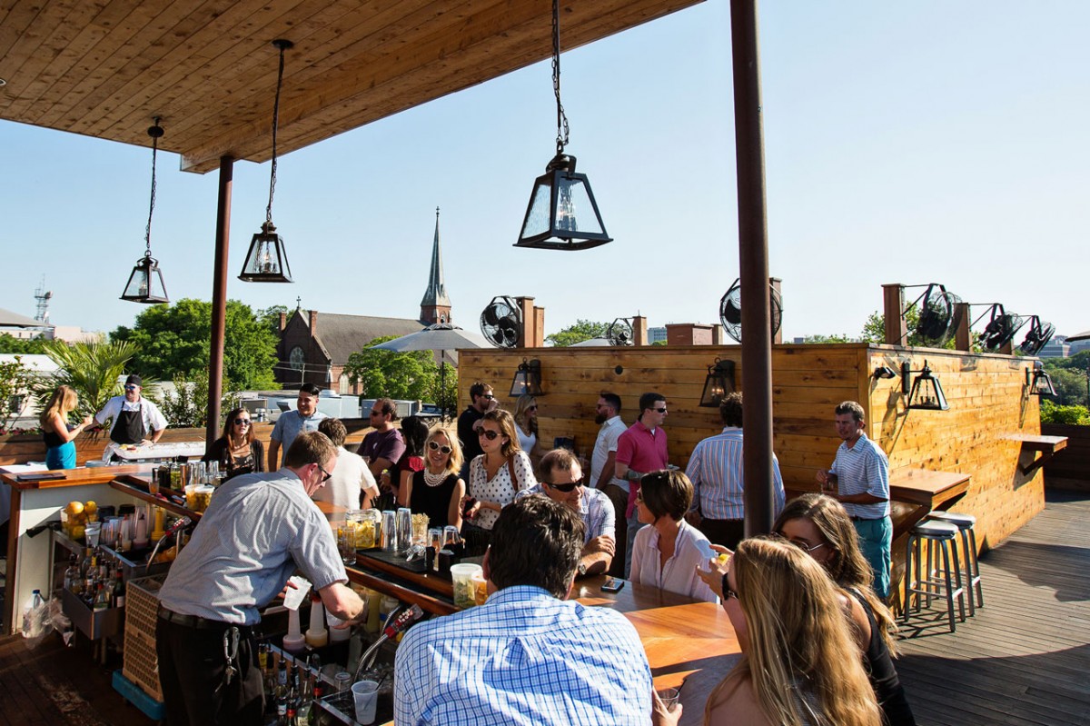 Best Rooftop Bar Charleston SC - Rooftop Drinks | Stars Restaurant